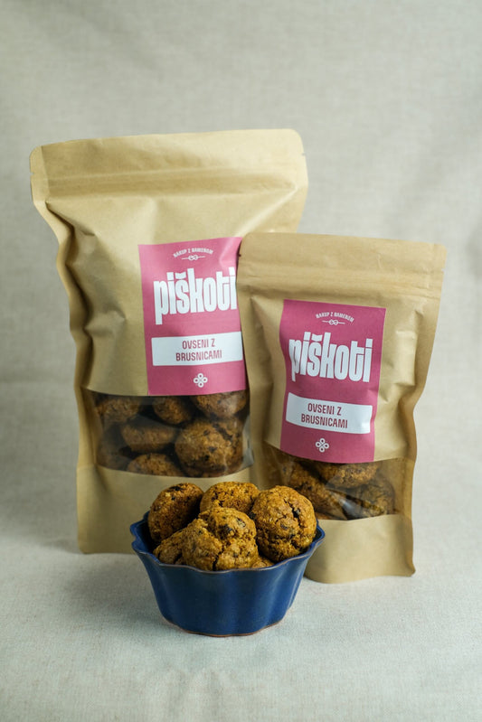 Ovseni piškoti z brusnicami